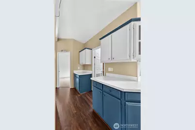 819 Mountain Villa Loop, Enumclaw, WA 98022 - Photo 12