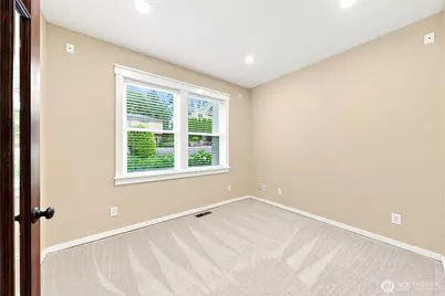451 211th Avenue NE, Sammamish, WA 98074 - Photo 18