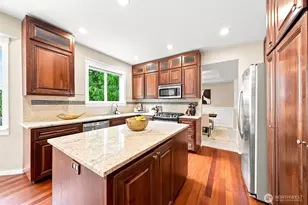 451 211th Ave NE, Sammamish, WA 98074 - Photo 12