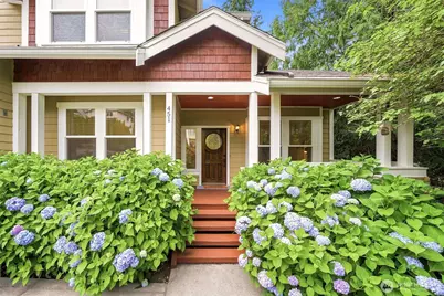 451 211th Avenue NE, Sammamish, WA 98074 - Photo 4