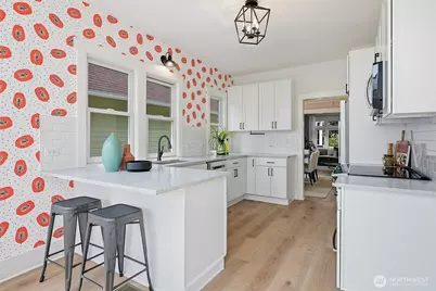 6534 19th Avenue NE, Seattle, WA 98115 - Photo 12