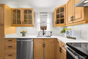 14052 Midvale Ave N, Seattle, WA 98133 - Photo 14