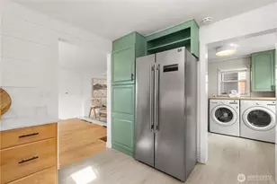 14052 Midvale Ave N, Seattle, WA 98133 - Photo 16