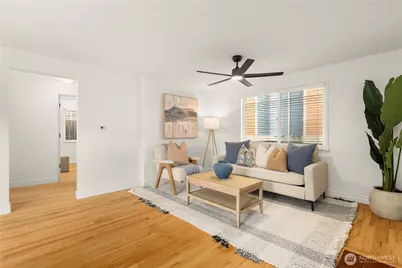 14052 Midvale Avenue N, Seattle, WA 98133 - Photo 10