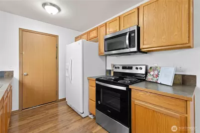 4837 Bowwood Circle NE, Bremerton, WA 98310 - Photo 14