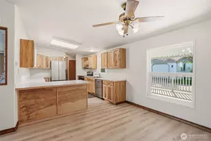 8325 N Lindgren Rd, Spokane, WA 99217 - Photo 8