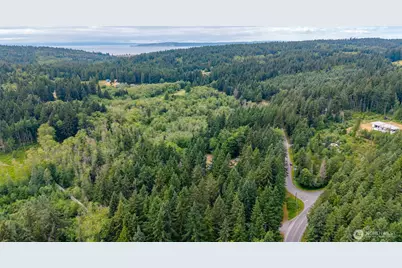 7846 Bailey Road, Clinton, WA 98236 - Photo 4