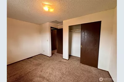 215 S 11th Street, Shelton, WA 98584 - Photo 16