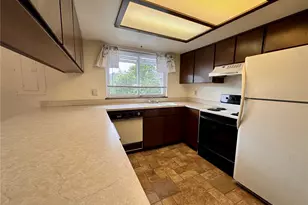215 S 11th St, Shelton, WA 98584 - Photo 4