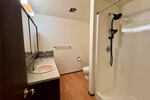 215 S 11th St, Shelton, WA 98584 - Photo 14