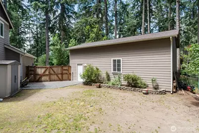 17826 Overlake Court SE, Yelm, WA 98597 - Photo 32
