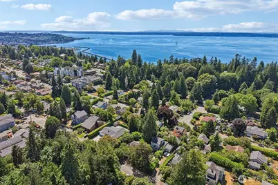 8555 30th Avenue NW, Seattle, WA 98117 - Photo 34