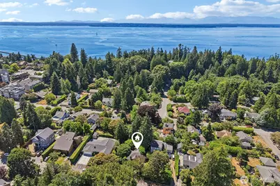 8555 30th Avenue NW, Seattle, WA 98117 - Photo 32