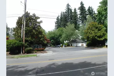 12712 Admiralty Way SE #D303, Everett, WA 98204 - Photo 14