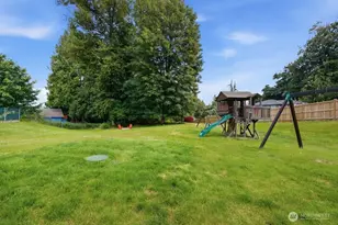 2215 122nd Dr SE, Lake Stevens, WA 98258 - Photo 32