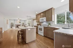 2215 122nd Dr SE, Lake Stevens, WA 98258 - Photo 10