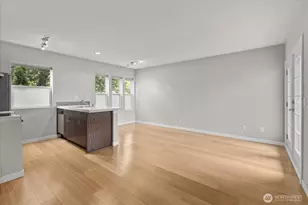 6547 42nd Ave SW, Seattle, WA 98136 - Photo 2