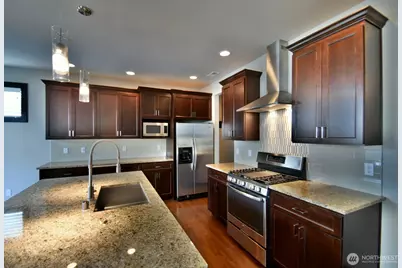19414 Meridian Drive SE, Bothell, WA 98012 - Photo 6