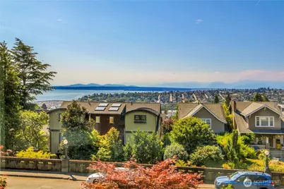 1942 7th Avenue W, Seattle, WA 98119 - Photo 2
