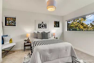 1942 7th Avenue W, Seattle, WA 98119 - Photo 12