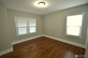 11307 15th Ave NE, Seattle, WA 98125 - Photo 8