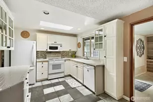 606 SW 302nd St, Federal Way, WA 98023 - Photo 10