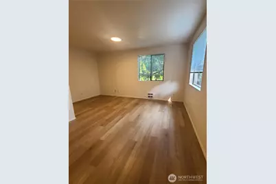 1518 NE 86th Street, Seattle, WA 98115 - Photo 10
