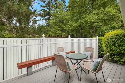 14301 SE 42nd Lane, Bellevue, WA 98006 - Photo 32