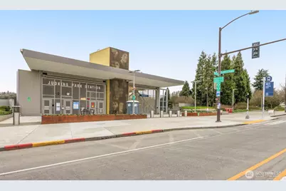 906 B 28th Avenue S, Seattle, WA 98144 - Photo 26