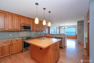 99 S Point Rd, Port Angeles, WA 98363 - Photo 8