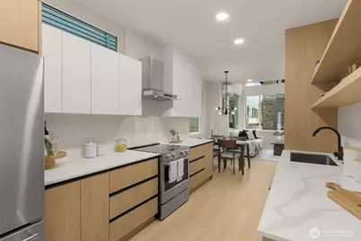 1127 C 10th Avenue E, Seattle, WA 98102 - Photo 16