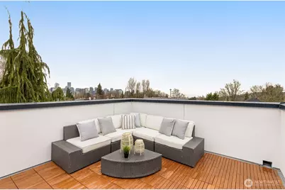 1127 C 10th Avenue E, Seattle, WA 98102 - Photo 24