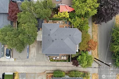 310 W Garfield Street, Seattle, WA 98119 - Photo 38