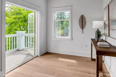 310 W Garfield Street, Seattle, WA 98119 - Photo 20
