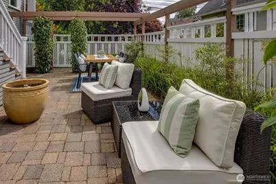 310 W Garfield Street, Seattle, WA 98119 - Photo 34