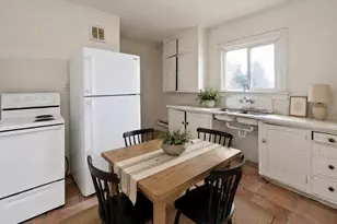 9265 57th Ave S, Seattle, WA 98118 - Photo 4