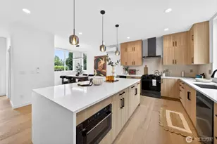 8512 15th Ave NE, Seattle, WA 98115 - Photo 4