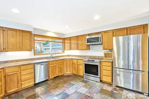 14409 SE 256th Pl, Kent, WA 98042 - Photo 10