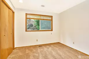 14409 SE 256th Pl, Kent, WA 98042 - Photo 18