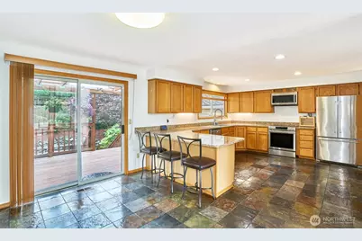 14409 SE 256th Place, Kent, WA 98042 - Photo 8