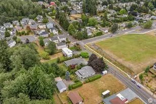 9912 S 200th St, Kent, WA 98031 - Photo 2