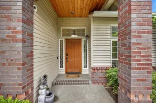 18331 E Country Club Dr, Arlington, WA 98223 - Photo 2