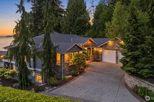 18608 Sound View Pl, Edmonds, WA 98020 - Photo 2