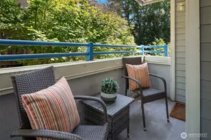 2244 13th Ave W, Seattle, WA 98119 - Photo 4