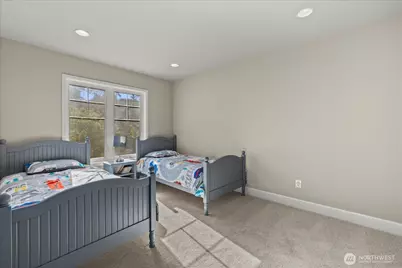2046 277th Avenue SE, Sammamish, WA 98075 - Photo 22