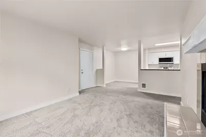 12303 Harbour Pointe Boulevard #V203, Mukilteo, WA 98275 - Photo 6