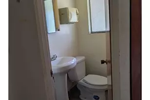 715 121st St S, Tacoma, WA 98444 - Photo 10