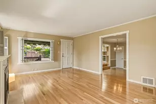 3242 36th Ave W, Seattle, WA 98199 - Photo 14