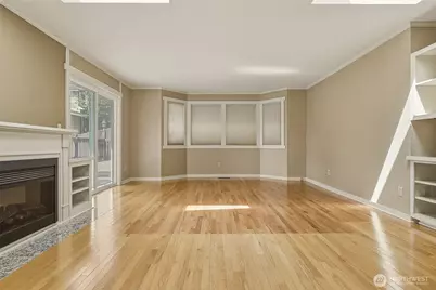 3242 36th Avenue W, Seattle, WA 98199 - Photo 22