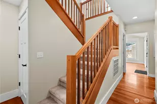 518 W Pioneer, Puyallup, WA 98371 - Photo 24